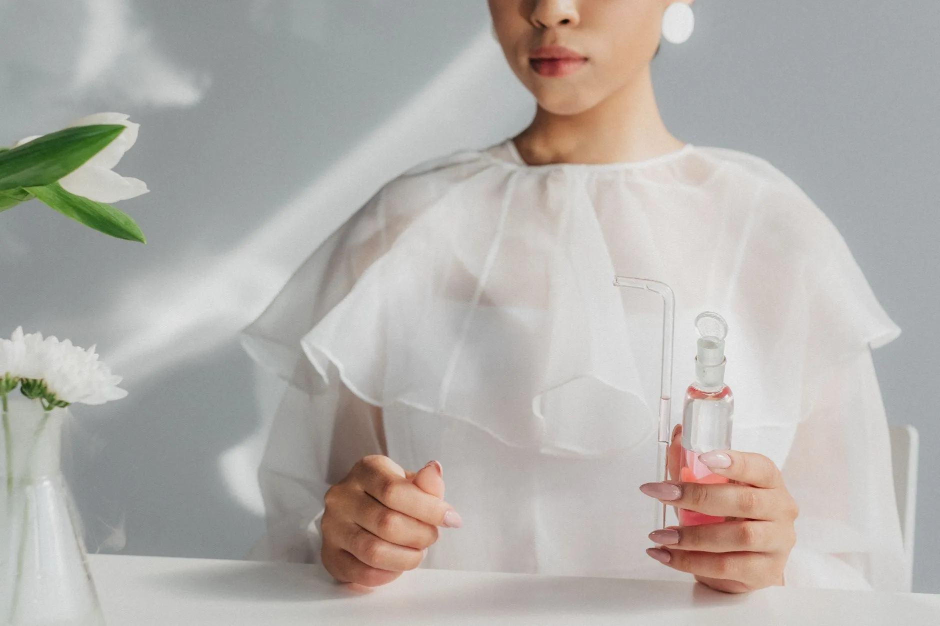 冬季女装批发市场趋势：双面呢大衣与羽绒服如何成为零售商主力品类